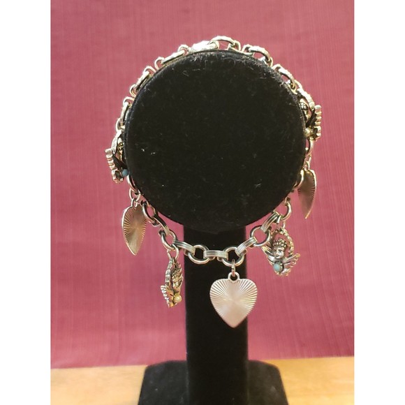 Vintage Unsigned Angel And Heart Silver Tone Charm Bracelet With Solid Clasp - Picture 5 of 6